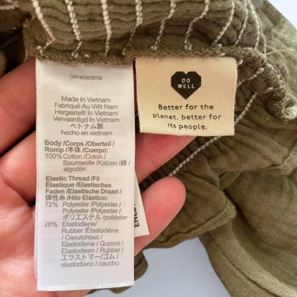 Olive green cotton v-neck blouse size M by Madewell